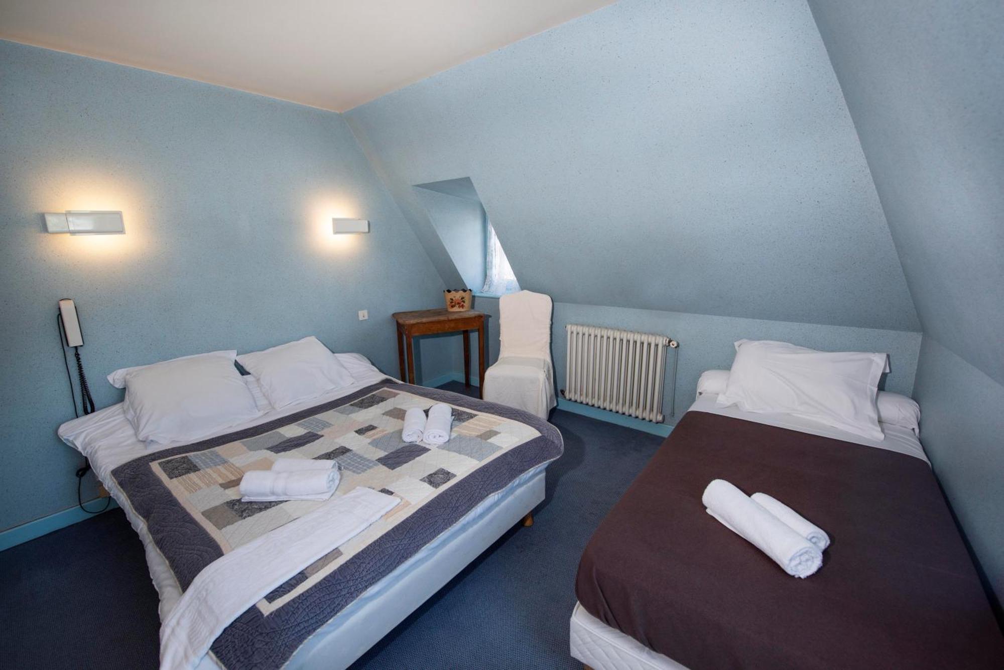 Hotel 1610 Entraygues-sur-Truyere Exterior photo