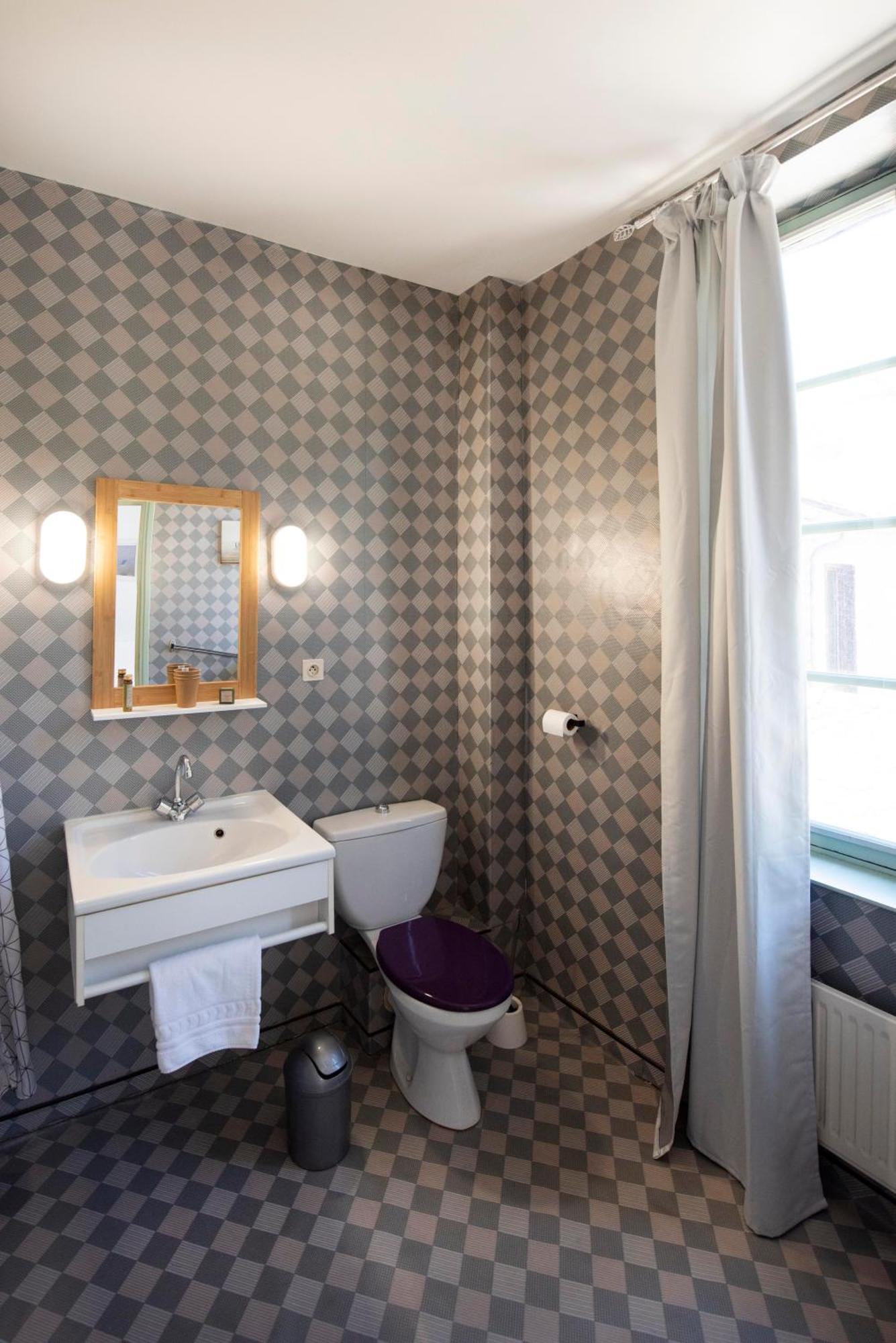 Hotel 1610 Entraygues-sur-Truyere Exterior photo