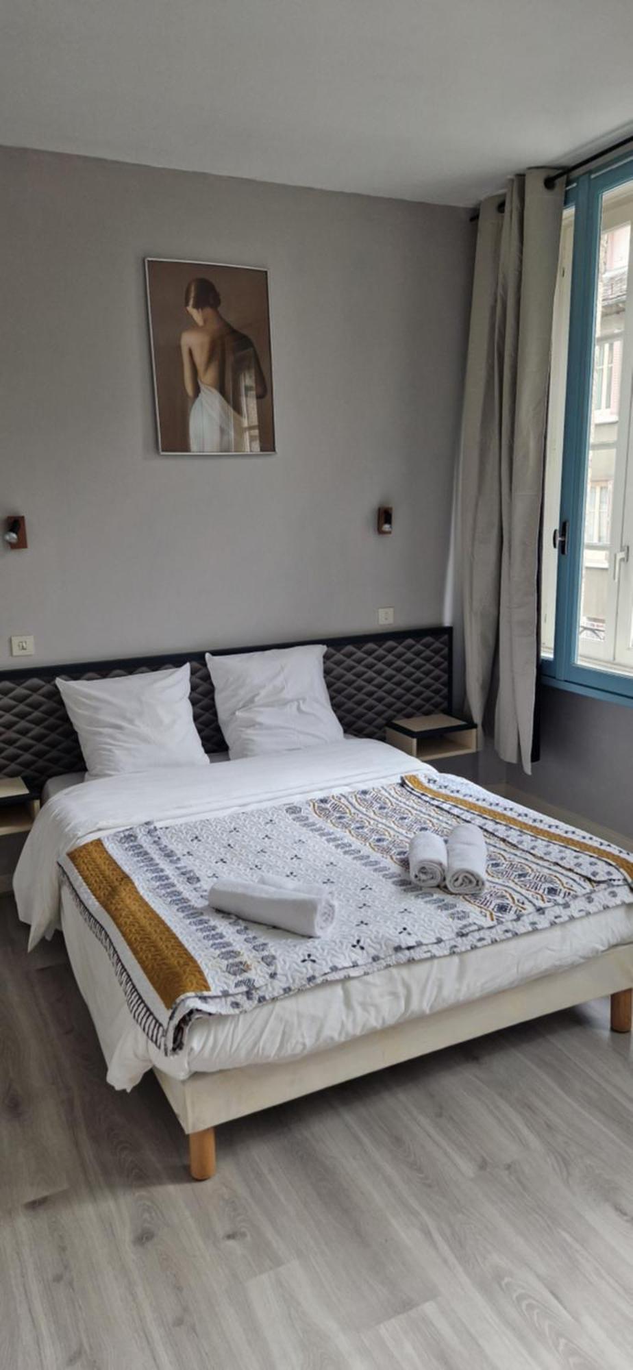 Hotel 1610 Entraygues-sur-Truyere Exterior photo